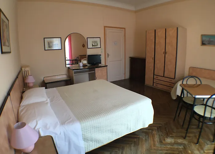 Panorama Centro Otel *